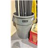 Image 2 : ULINE WASTE RECEPTACLE FULL OF ASSORTED 1" SCHEDULE 80 PVC PIPE