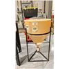 Image 1 : 30 GALLON CONE BOTTOM TANK WITH METAL STAND