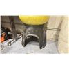 Image 3 : COMPOSITE 119 GALLON WATER SOFTENER TANK