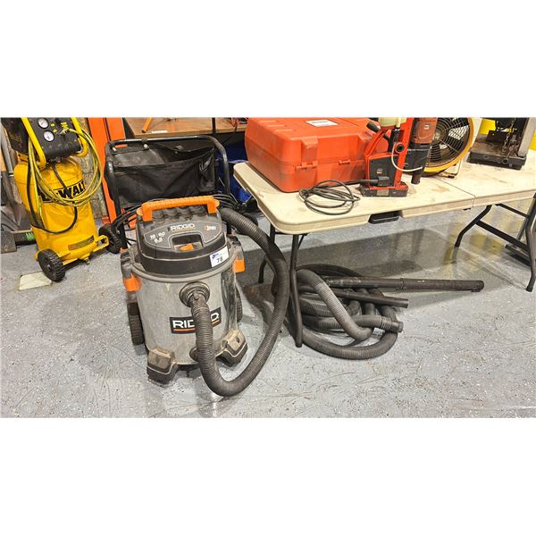 RIDGID 16 GALLON 6.5 HP MOBILE SHOP VACUUM WITH HOSE & ATTACHMENTS