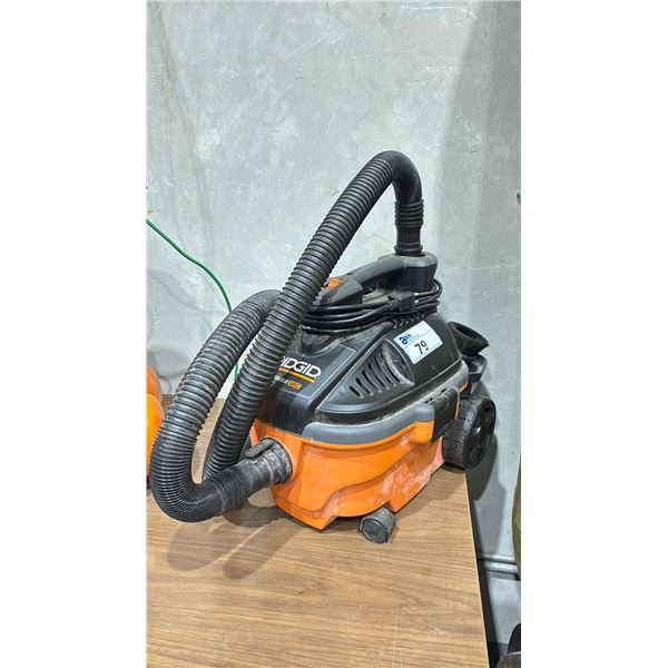 RIDGID PORTABLE VACUUM WITH HOSE & ATTACHMENT