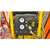 Image 3 : DEWALT D55168 - 15 GALLON 1.6 HP MOBILE AIR COMPRESSOR WITH HOSE