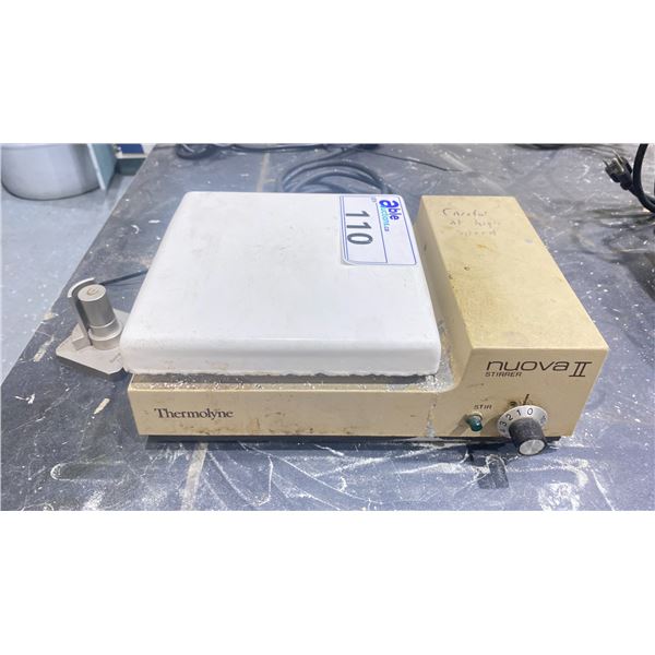 THERMOLYNE NUOVA II COMMERCIAL LABORATORY STIRRER/ HOTPLATE