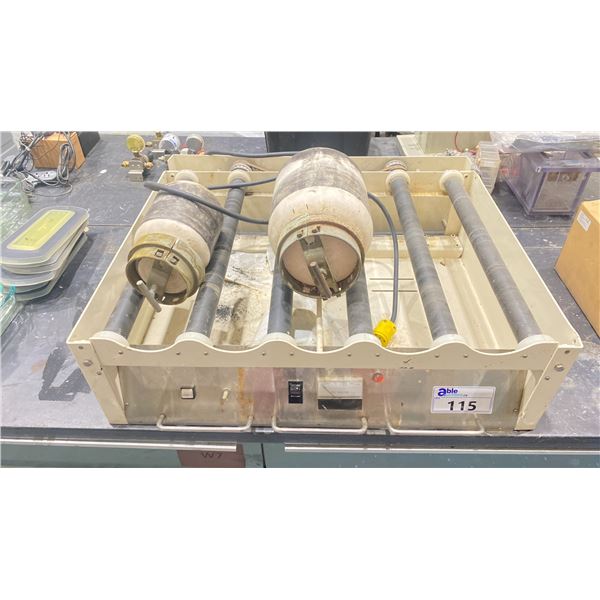 COMMERCIAL LABORATORY BOTTLE ROLL MACHINE