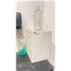 Image 1 : 2 - 19"H COMMERCIAL LABORATORY VACUUM FLASKS & A SQUARE PLASTIC SUMP