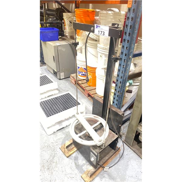 HOSKIN SCIENTIFIC COMMERCIAL LABORATORY SIEVE SHAKER