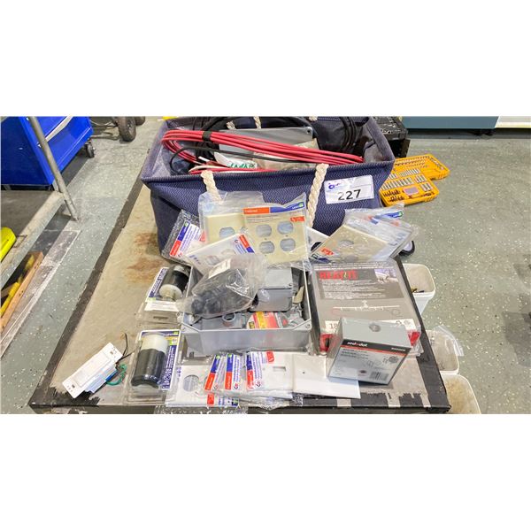 LARGE GROUP OF ASSORTED ELECTRICAL