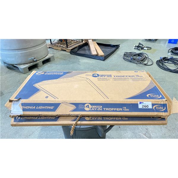 LITHONIA LIGHTING 2' X 4' 4 LAMP TROFFER CEILING LIGHT FIXTURES