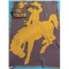 Image 1 : Wyoming Cowboy Hand-Made Quilt with Pillows