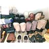 Image 3 : Men's Shoes, Sweaters, Butler Rack A
