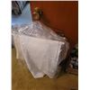 Image 3 : Linens, Hygiene Supplies A