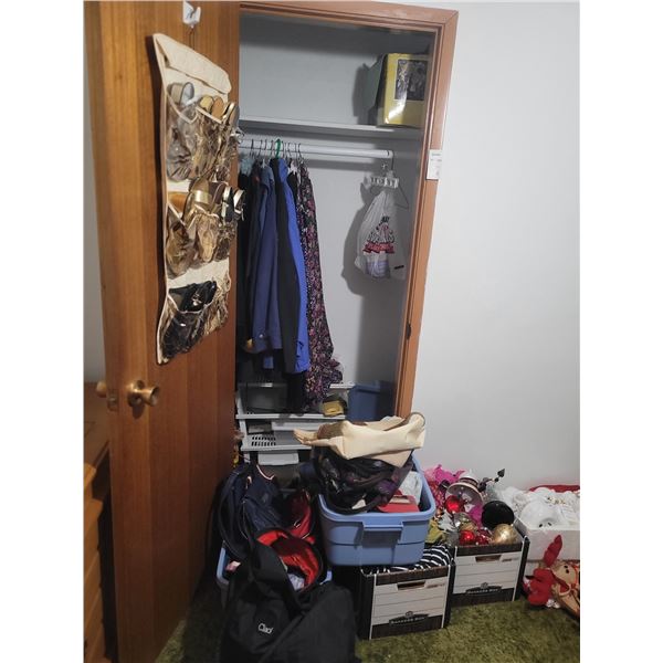 Ladies Shoes, Purses, Clothing