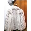 Image 4 : Arctic Fox Jacket A