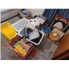 Image 2 : Kitchen, Bakeware A