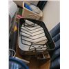 Image 7 : Kitchen, Bakeware A