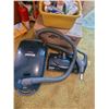 Image 2 : Kenmore Vaccum, Cleaning Supplies A