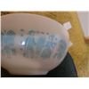 Image 2 : Vintage Pyrex Butterprint Cinderella Bowl A