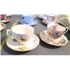 Image 7 : Royal Albert Tea Cups A