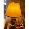 Image 3 : Brass colored lamp A