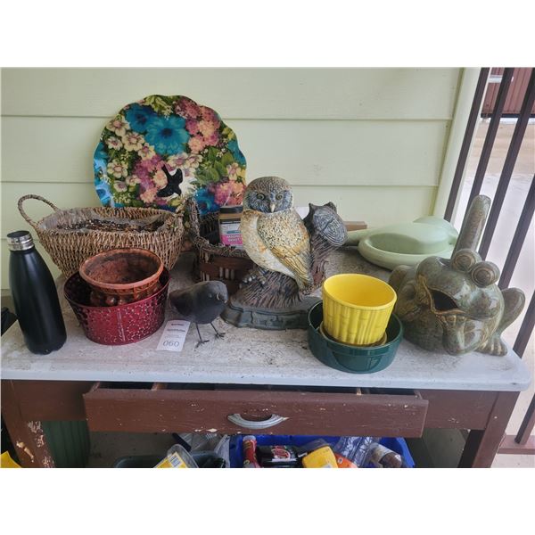 Bakers table and contents B