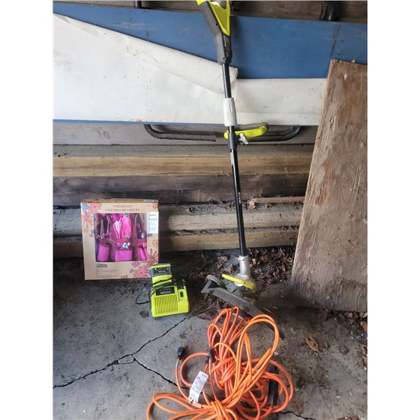 Ryobi Hedge Trimmer B