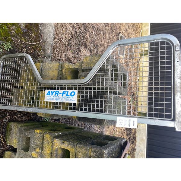 AYR-FLO 5th Wheel Tailgate B