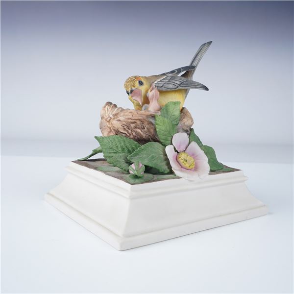 Boehm Porcelain Figurine, Prothonotary Warbler 445