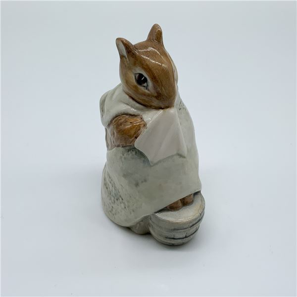 Beswick Beatrix Potter "Chippy Hackee" Figurine