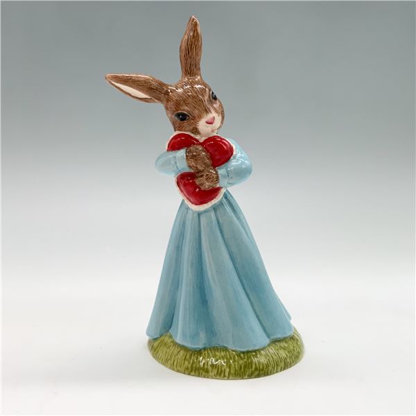 Royal Doulton Bunnykins Figurine, Love Heart DB288 w/ Box