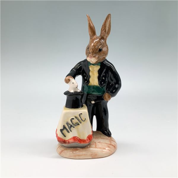 Royal Doulton Bunnykins Figurine, Magician DB159