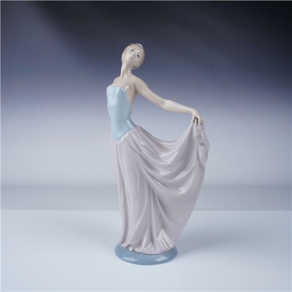 Dancer 1005050 - Lladro Figurine