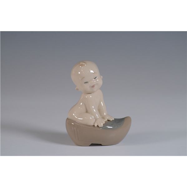 Nao Figurine, Where Do Babies Come From? From a Clog?