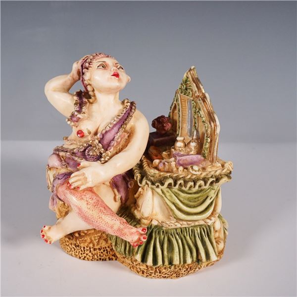 Harmony Kingdom Clair de Lune Mme. Josephine Figurine