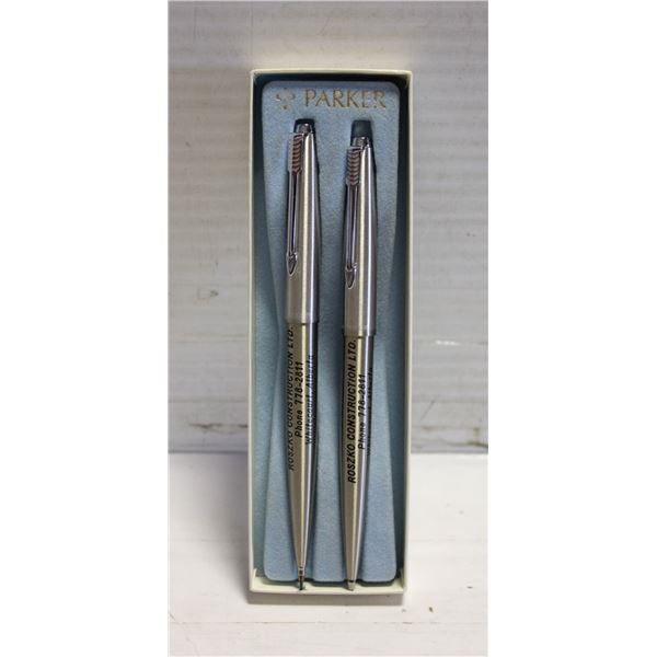 VINTAGE PARKER SILVER PEN/PENCIL SET- MONOGRAMMED