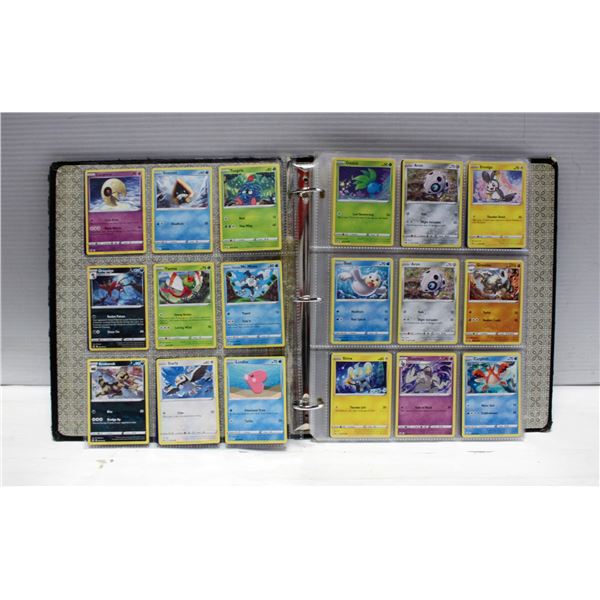 BINDER 100+ POKEMON COLLECTOR CARDS