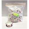 Image 1 : BAG OF WHITE AND PINK BANGLES