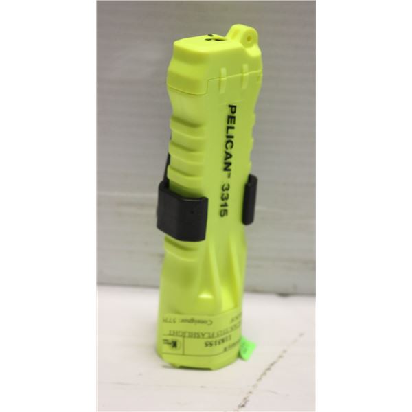 NEW PELICAN 3315 FLASHLIGHT WATERPROOF