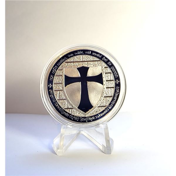 19) ENCAPSULATED SILVER TONE WITH BLUE ENAMEL