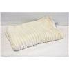 Image 1 : BABY THYME CREAM BLANKET