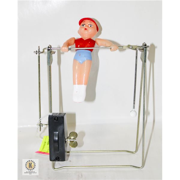 WIND-UP GYMNAST - WORKING