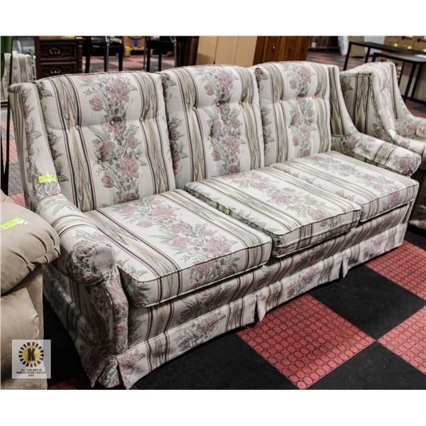 VINTAGE FLORAL SOFA 3 SEAT 35" X 80" X 32"