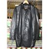Image 1 : BANANA REPUBLIC MENS LEATHER DRESS
