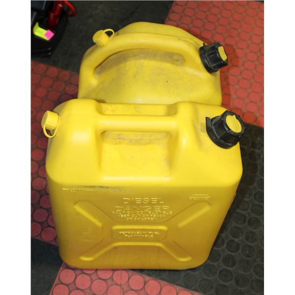 2 X 5.3 GALLON DIESEL CANS