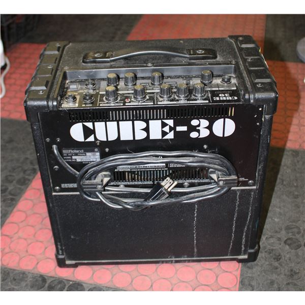 ROLAND CUBE 30 GUITAR AMPLIFIER