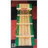 Image 1 : VINTAGE 4FT TORPEDO WOOD TOBOGGAN-ESTATE