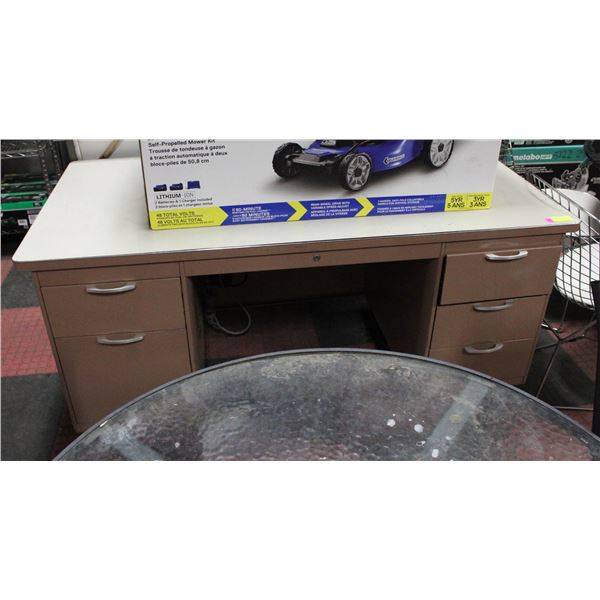 HEAVY DUTY METAL DESK H-30" W-31" L-60.5"