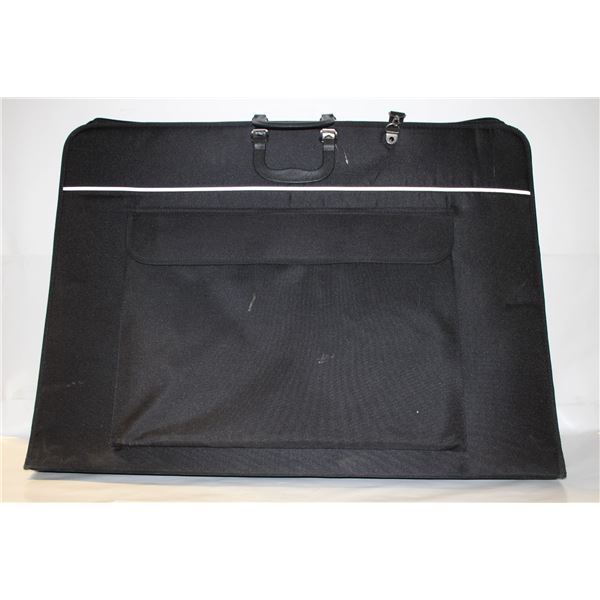 STUDIO PORTFOLIO BY ARTISTS LOFT