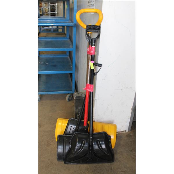 3 SNOW SHOVELS