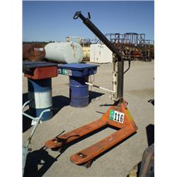 WESCO PALLET JACK W/4 TON CRANE