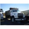 Image 1 : FORD L8000 T/A DUMP TRUCK s/n 1FDZU82A6MVA16885: